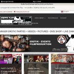 Saskiafarell With Credit Card